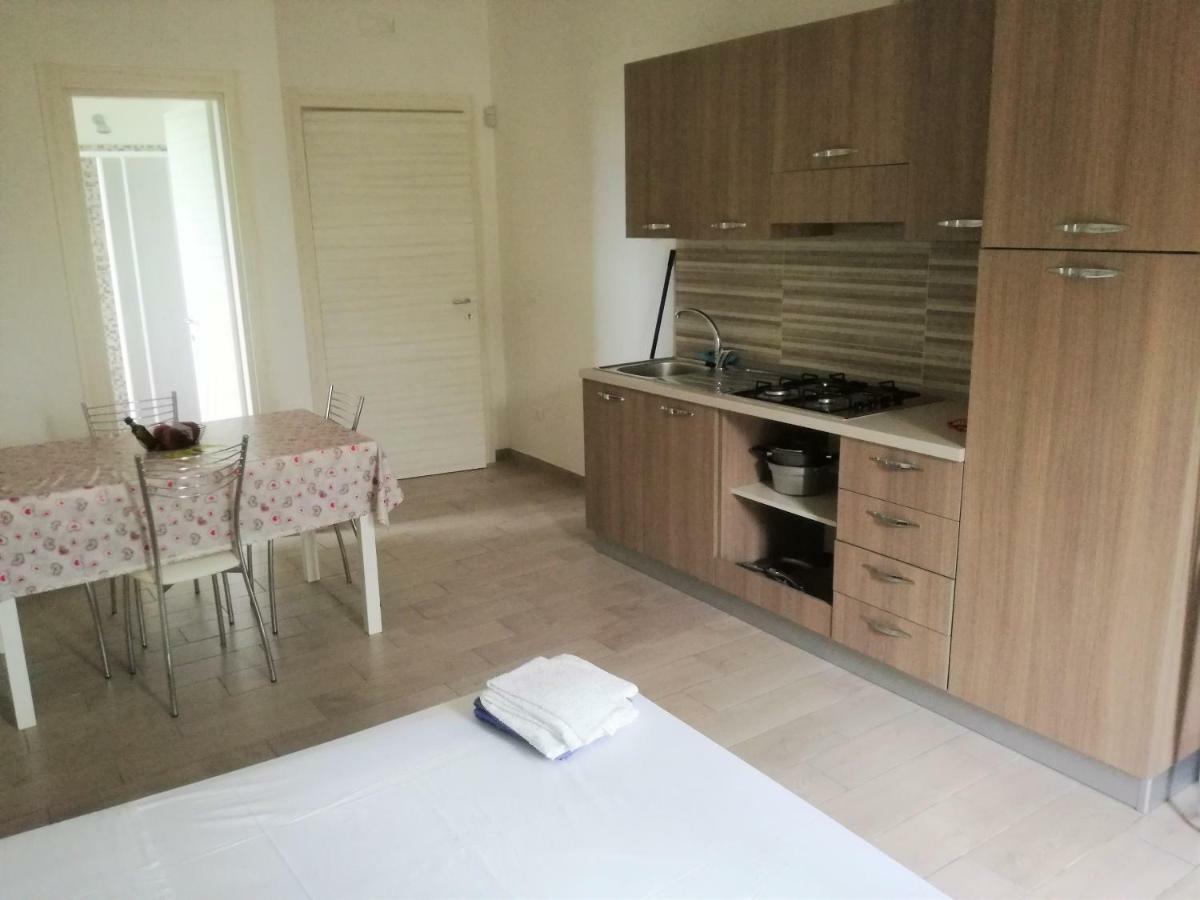 Villa Anna Residence Rodi Роди Гарганико Екстериор снимка